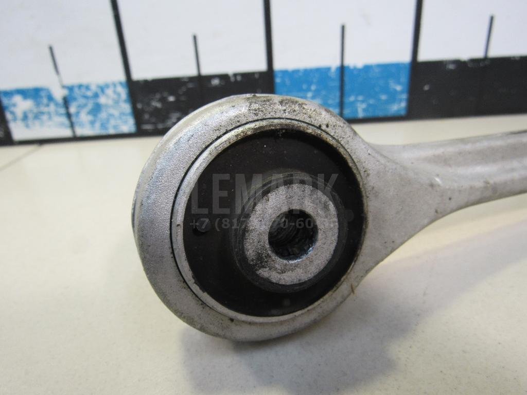 Рычаг передний верхний левый передний