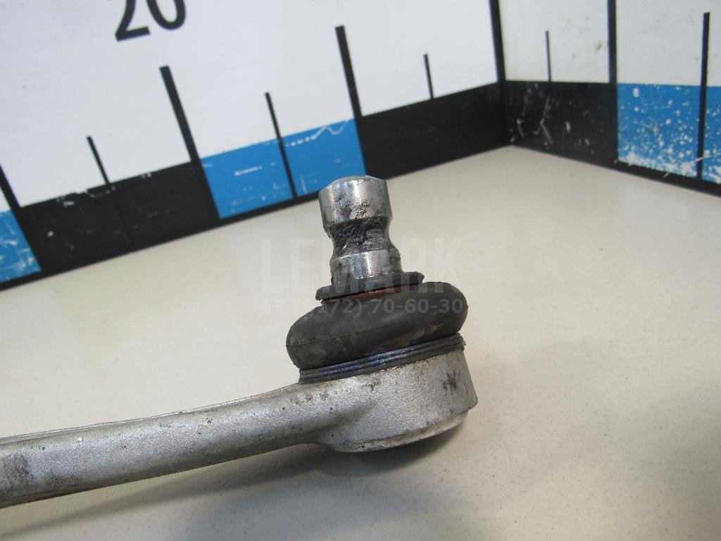 Рычаг передний верхний левый передний