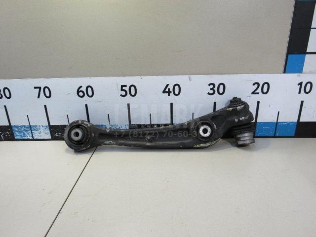 Рычаг передний нижний левый передний