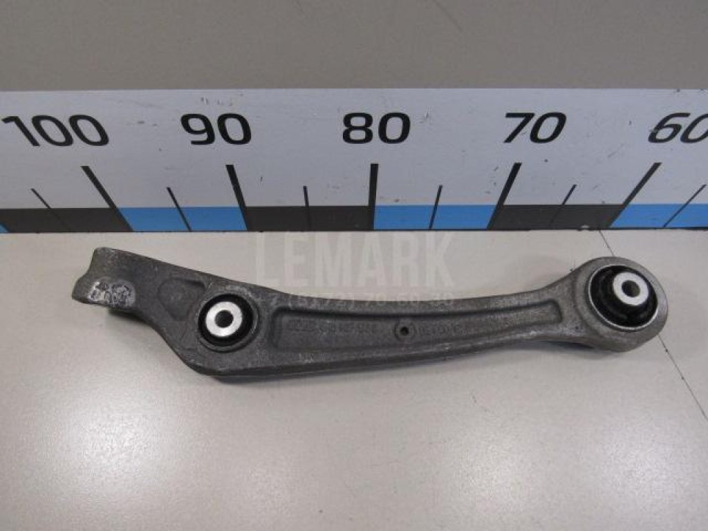 Рычаг передний нижний правый передний