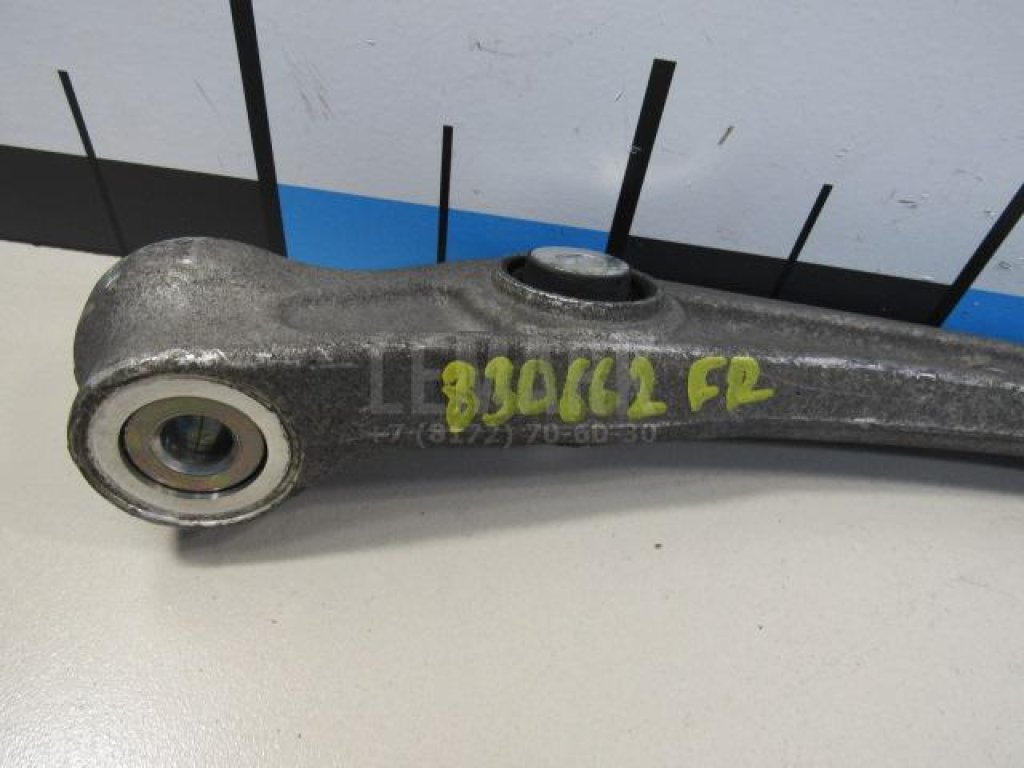 Рычаг передний нижний правый передний