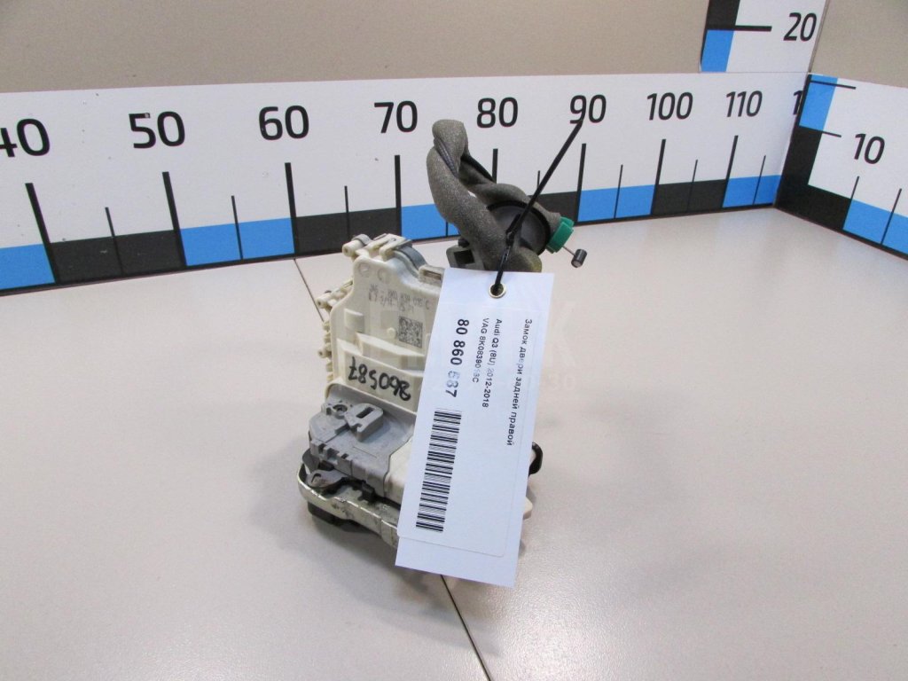 Замок двери задней правой