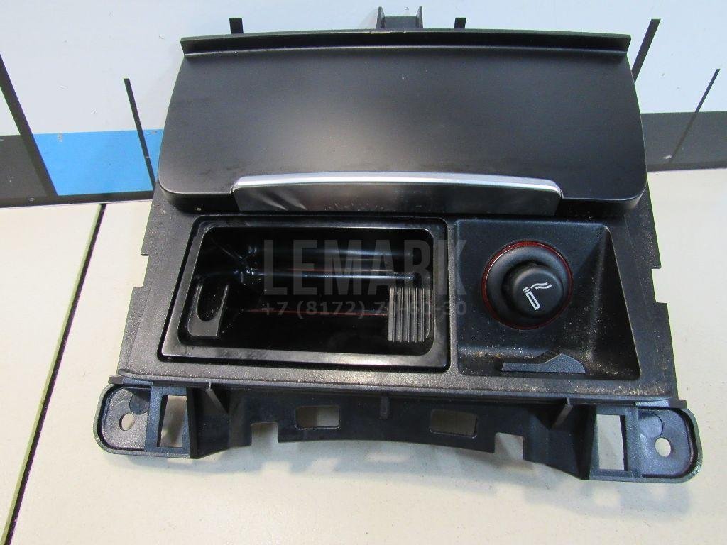 Пепельница передняя