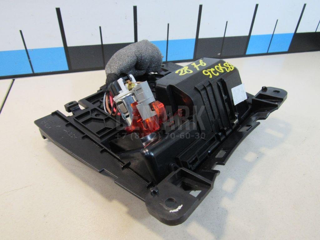 Пепельница передняя