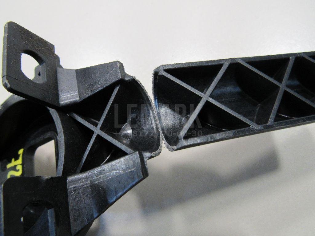 Кронштейн радиатора