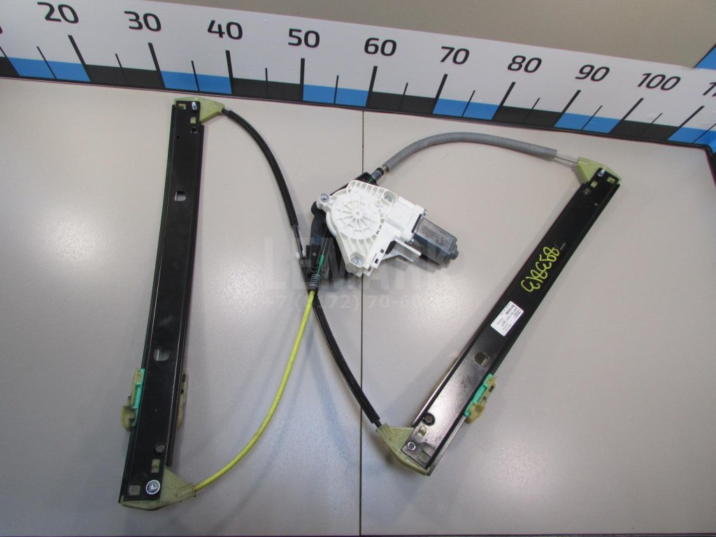 Стеклоподъемник электр. передний правый