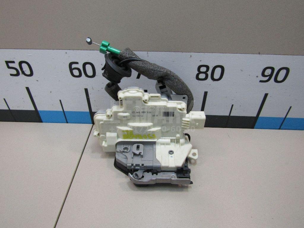 Замок двери задней правой