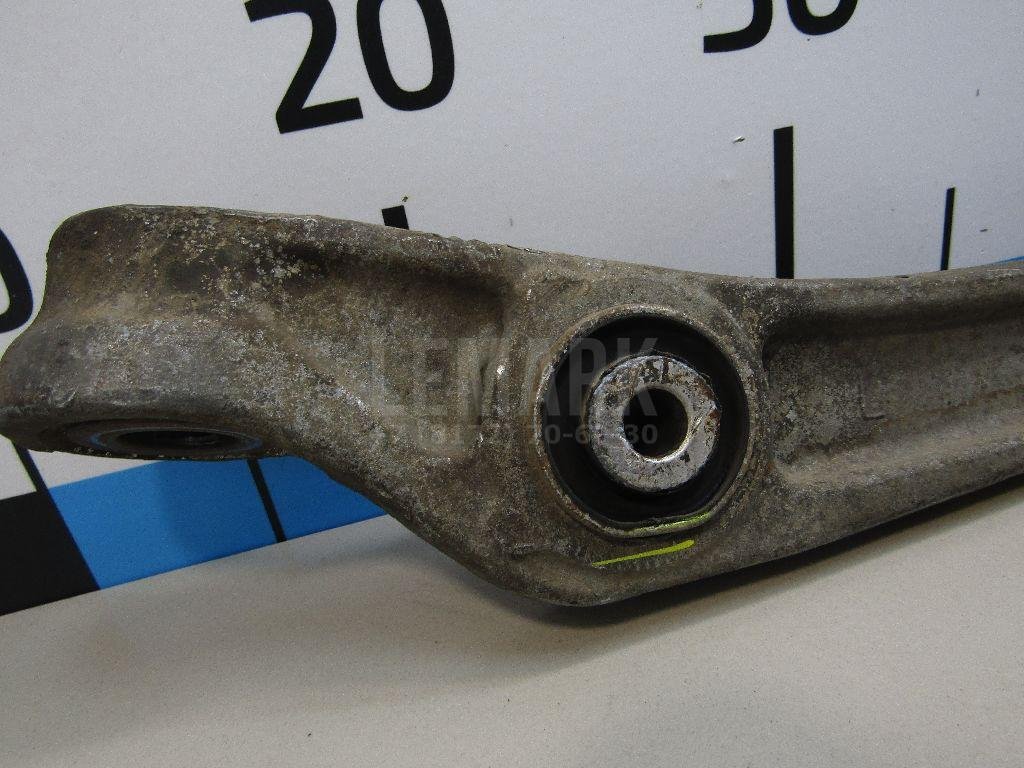 Рычаг передний нижний левый передний