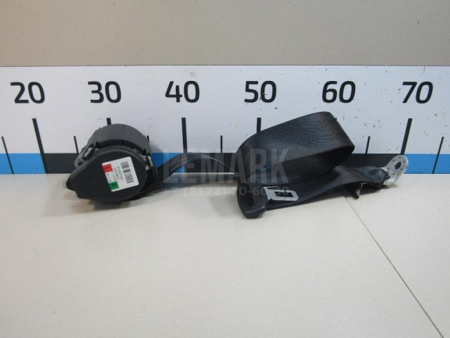 Ремень безопасности