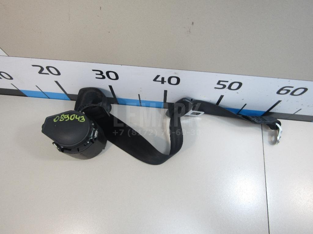 Ремень безопасности