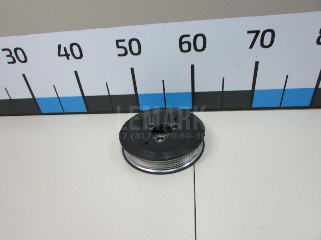 Шкив водяного насоса (помпы)