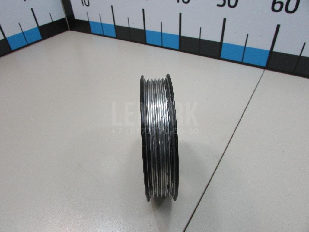 Шкив водяного насоса (помпы)