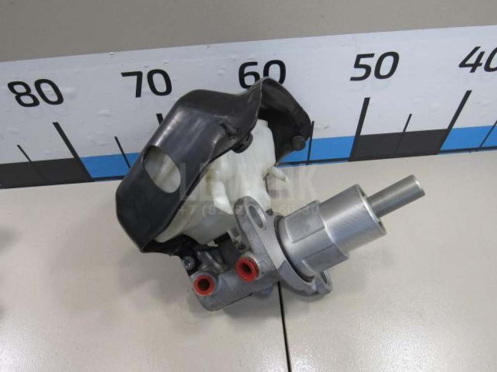 Цилиндр тормозной главный