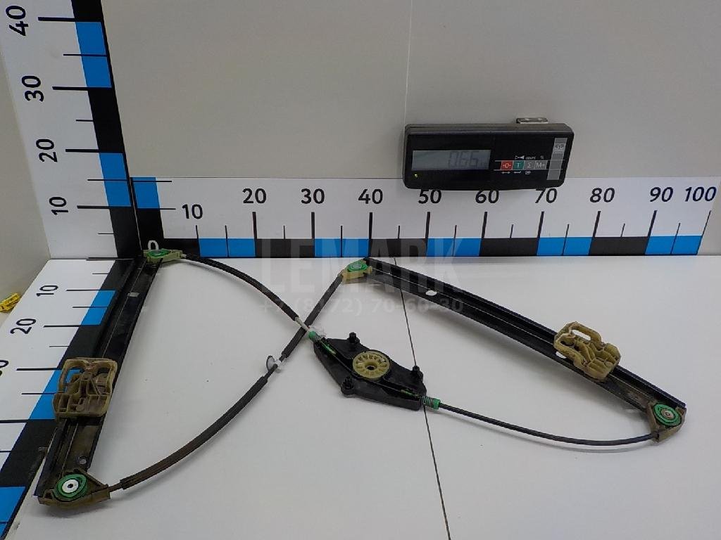 Стеклоподъемник электр. передний правый