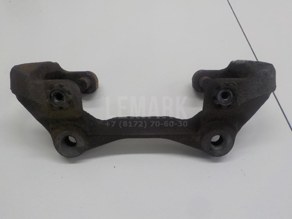 Скоба суппорта переднего