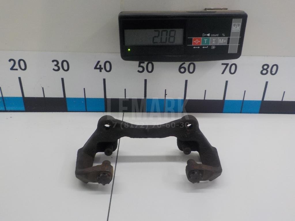 Скоба суппорта переднего