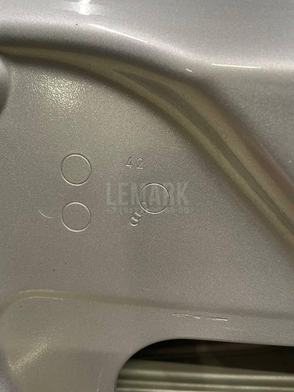 Дверь задняя левая