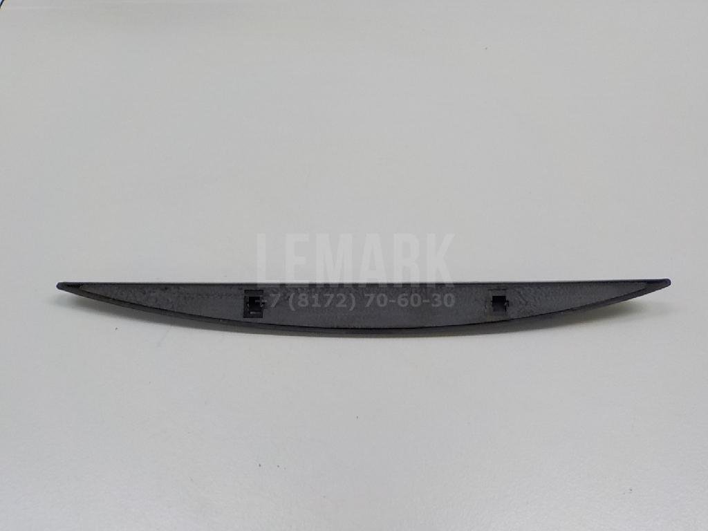 Молдинг задней левой двери