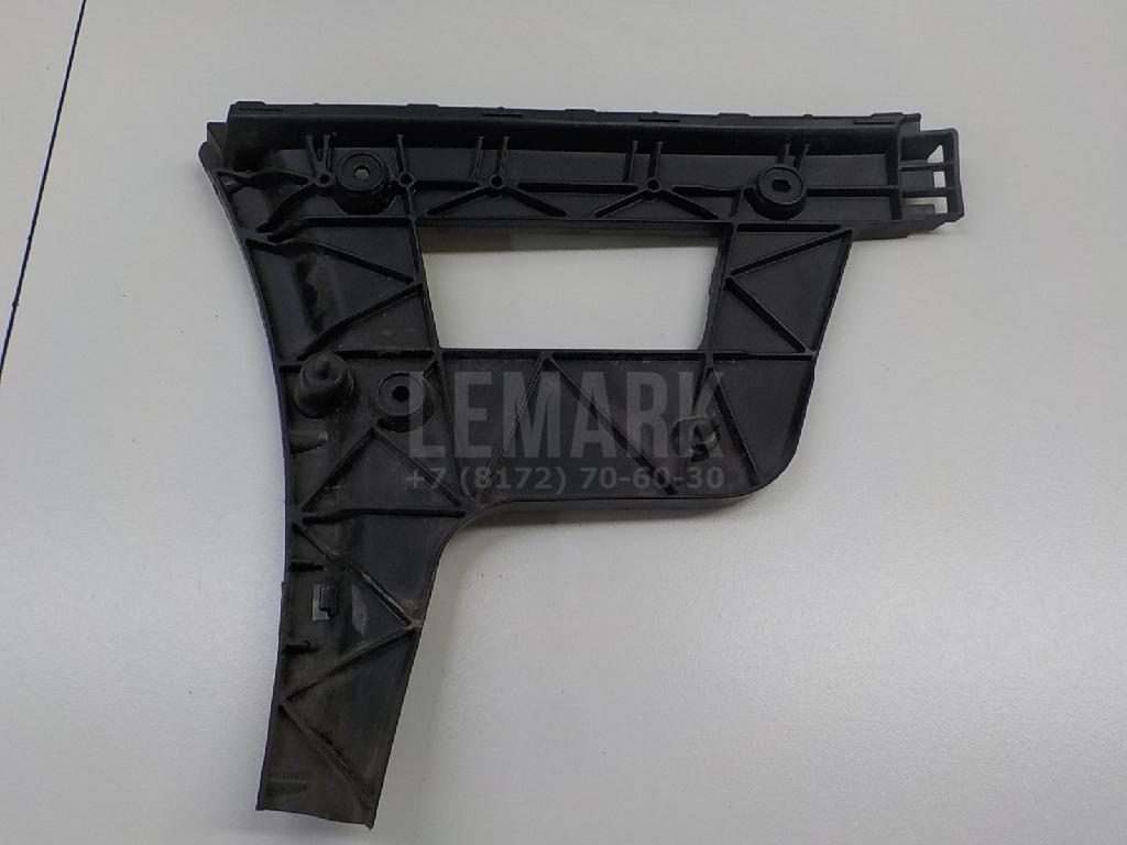 Кронштейн заднего бампера правый