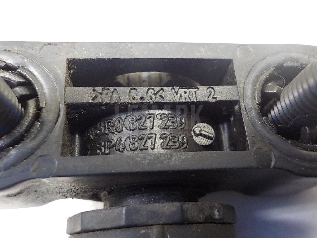 Отбойник крышки багажника