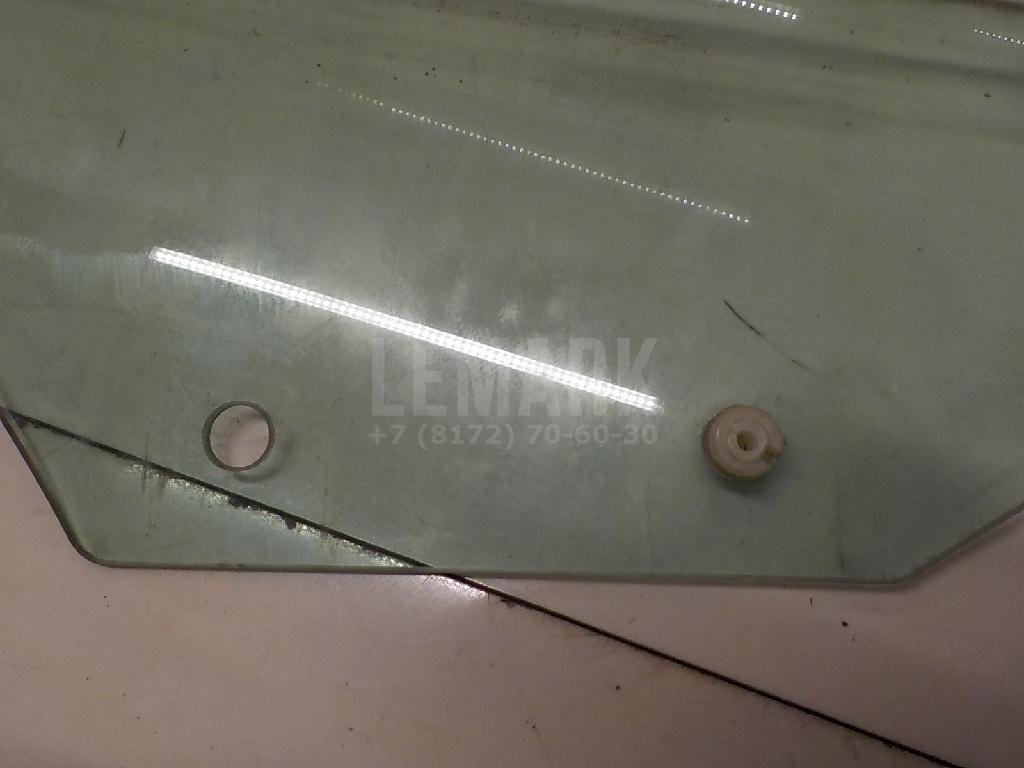 Стекло двери задней правой