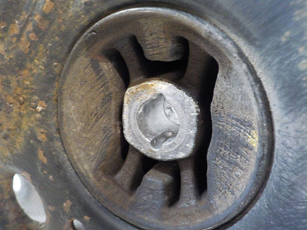 Балка задняя