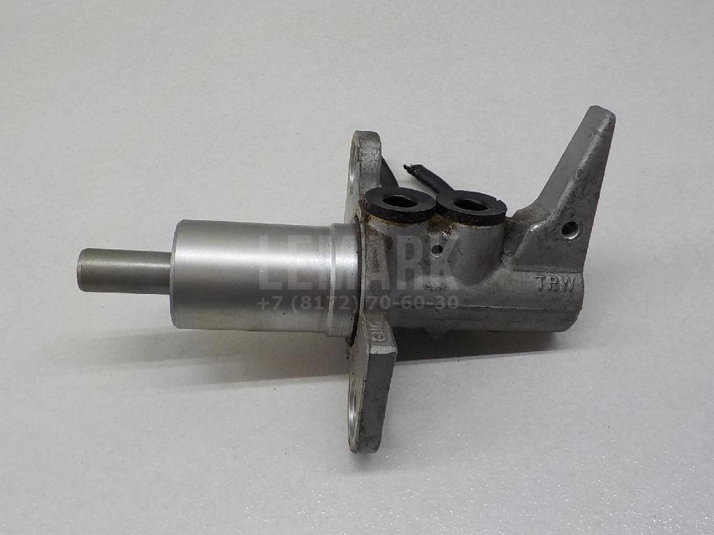 Цилиндр тормозной главный