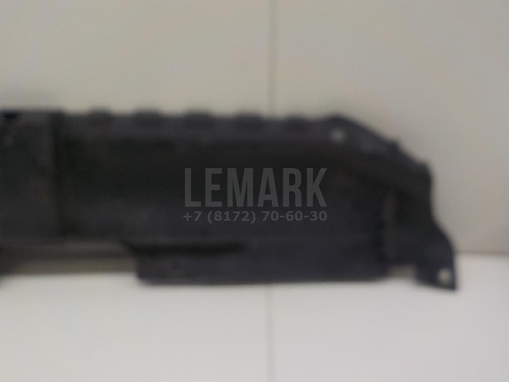 Кожух замка капота