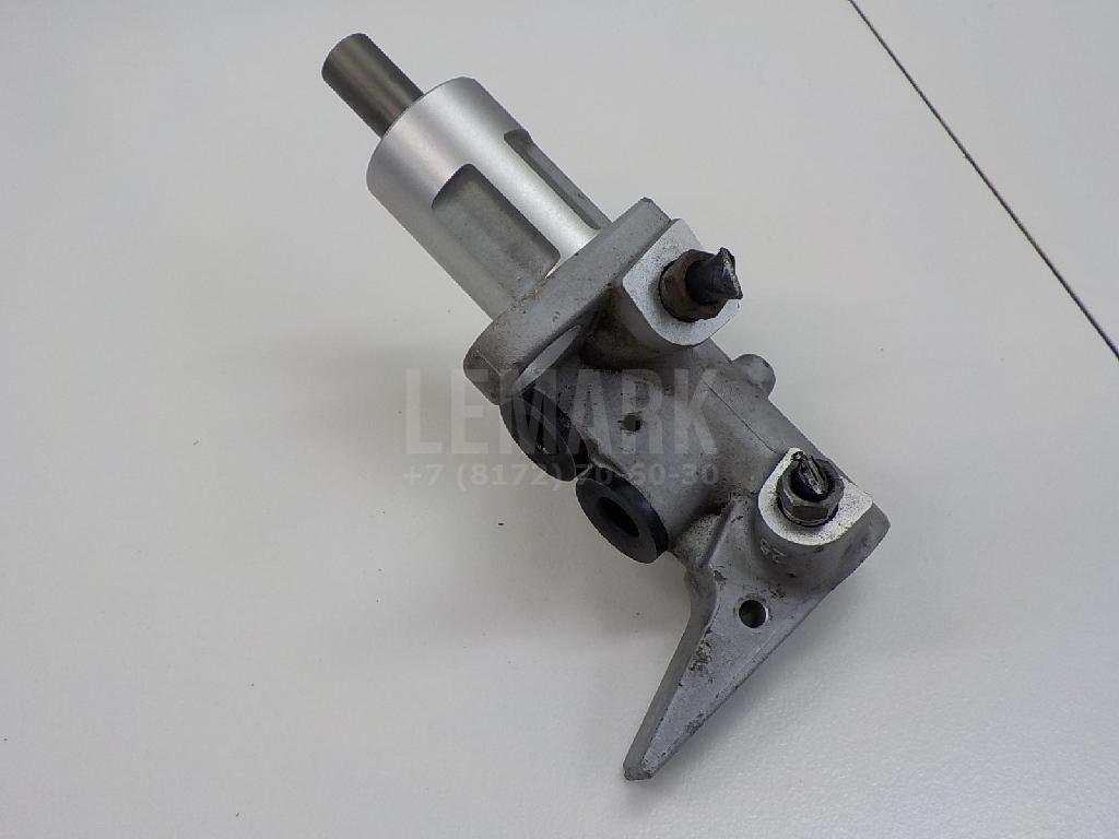 Цилиндр тормозной главный