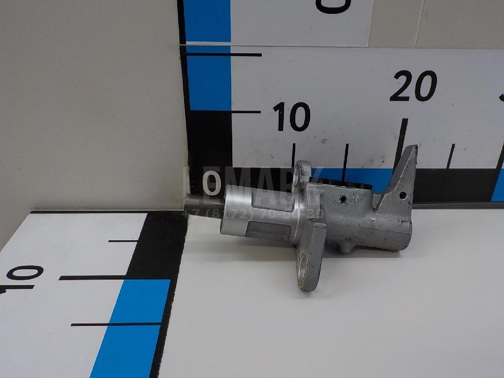 Цилиндр тормозной главный