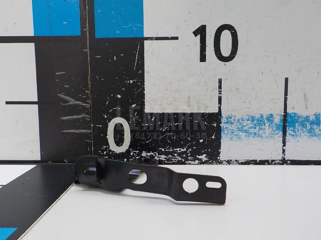 Кронштейн фар правый для  Audi A3 [8PA] Sportback 2004-2013