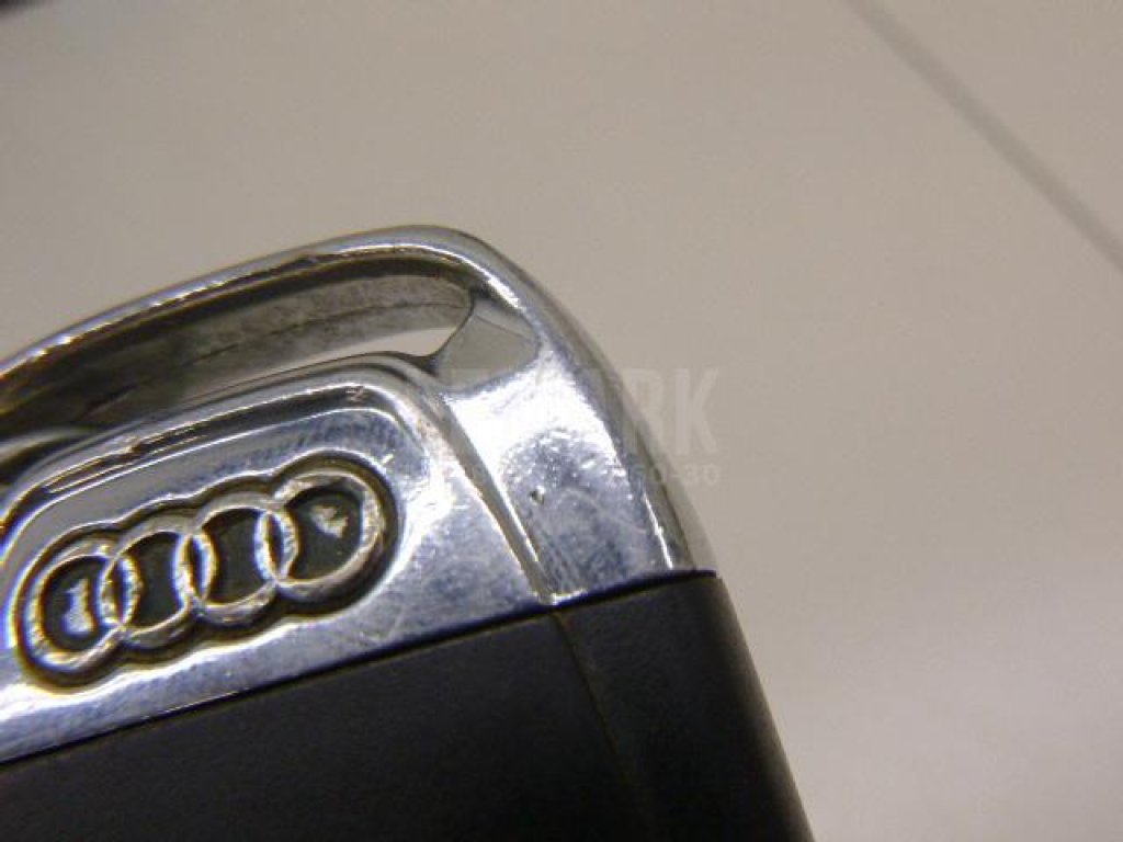 Ключ зажигания