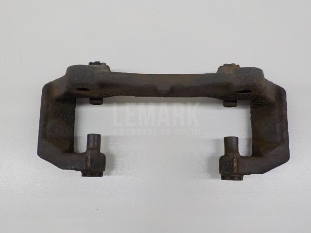 Скоба суппорта переднего