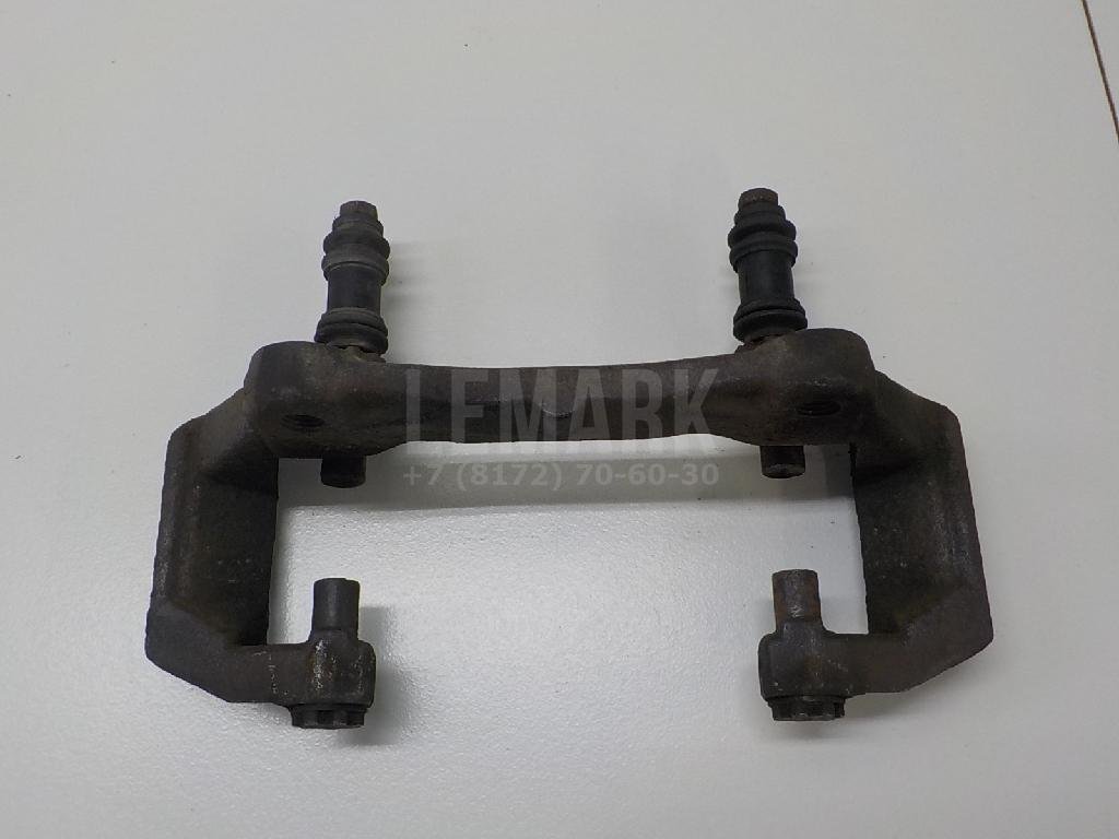 Скоба суппорта переднего