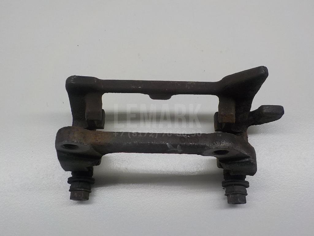 Скоба суппорта заднего правого