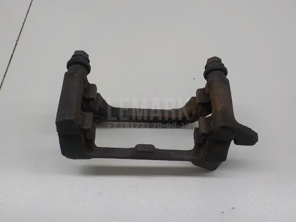 Скоба суппорта заднего правого