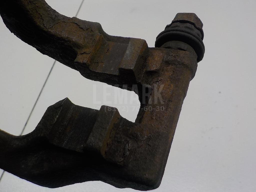 Скоба суппорта заднего правого