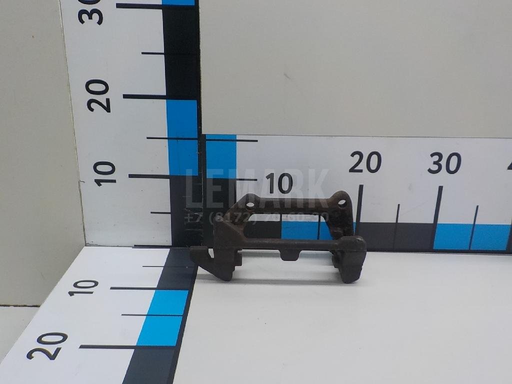 Скоба суппорта заднего правого