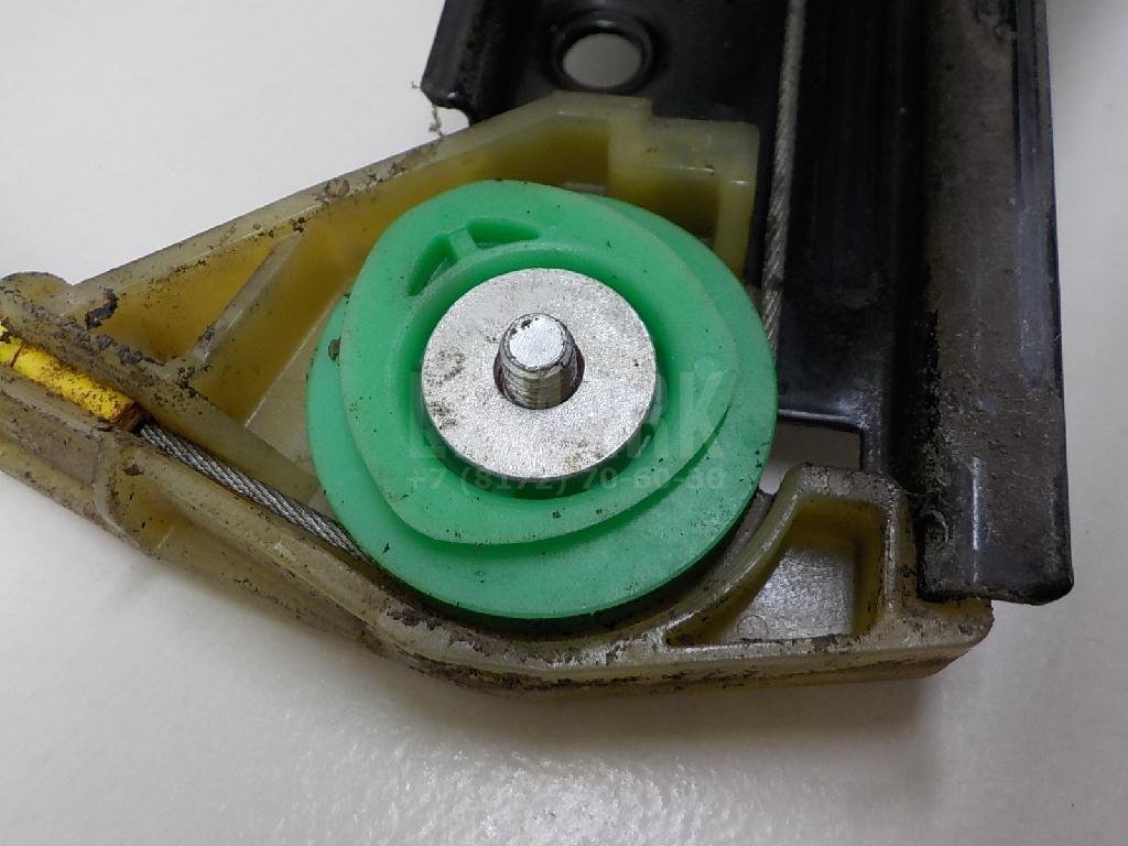 Стеклоподъемник электр. передний правый