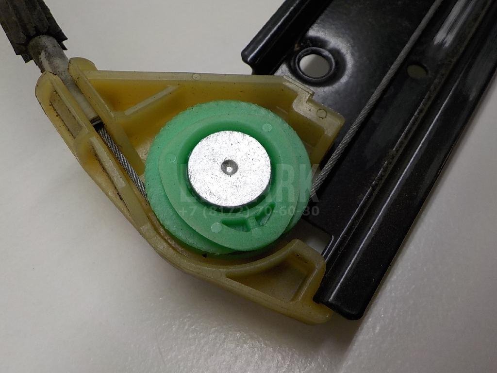 Стеклоподъемник электр. передний правый