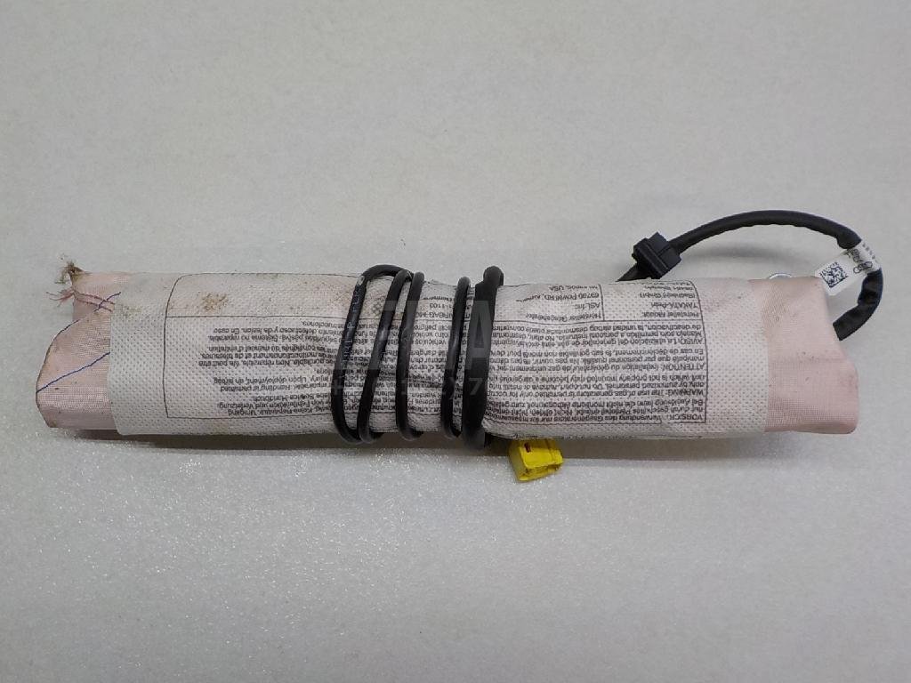 Подушка безопасности боковая (в сиденье)