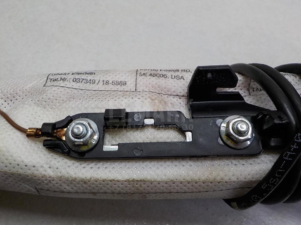 Подушка безопасности боковая (в сиденье)