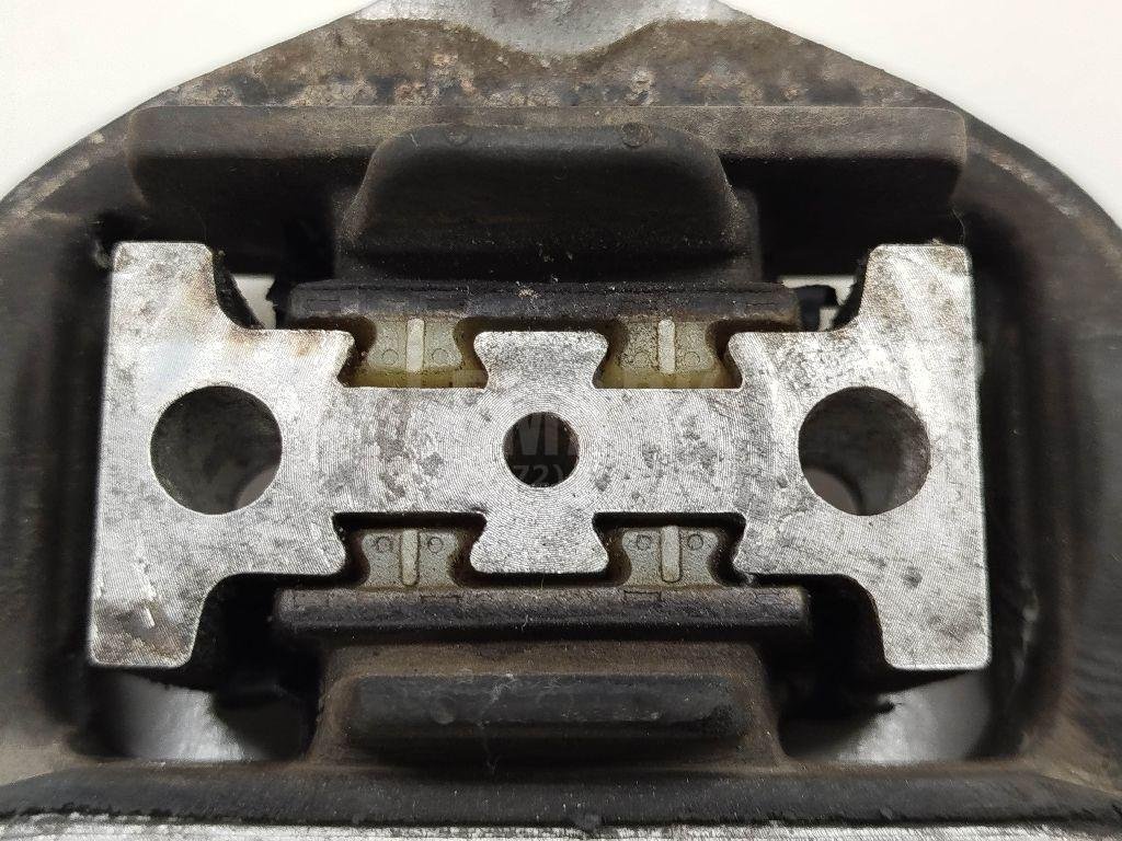 Опора КПП для  Audi A4 [B6] 2000-2004