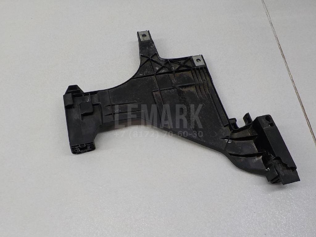 Кронштейн фар правый для  Audi A5/S5 [8F] Cabrio 2010-2016