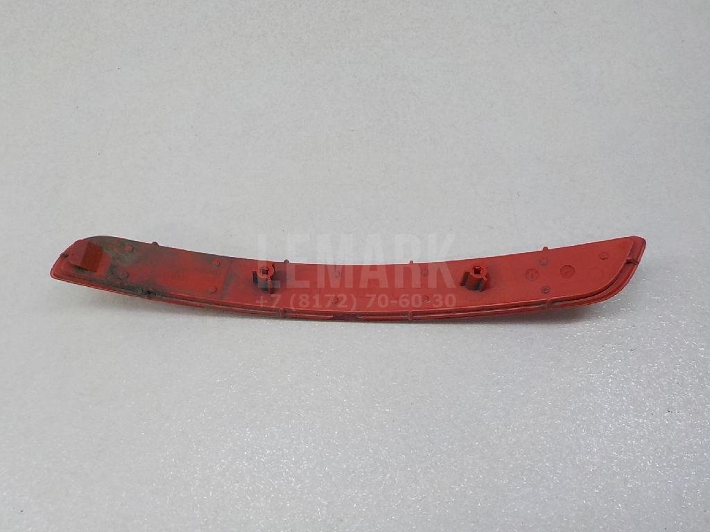Отражатель в бампер задний левый
