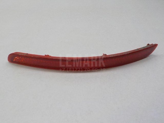 Отражатель в бампер задний правый