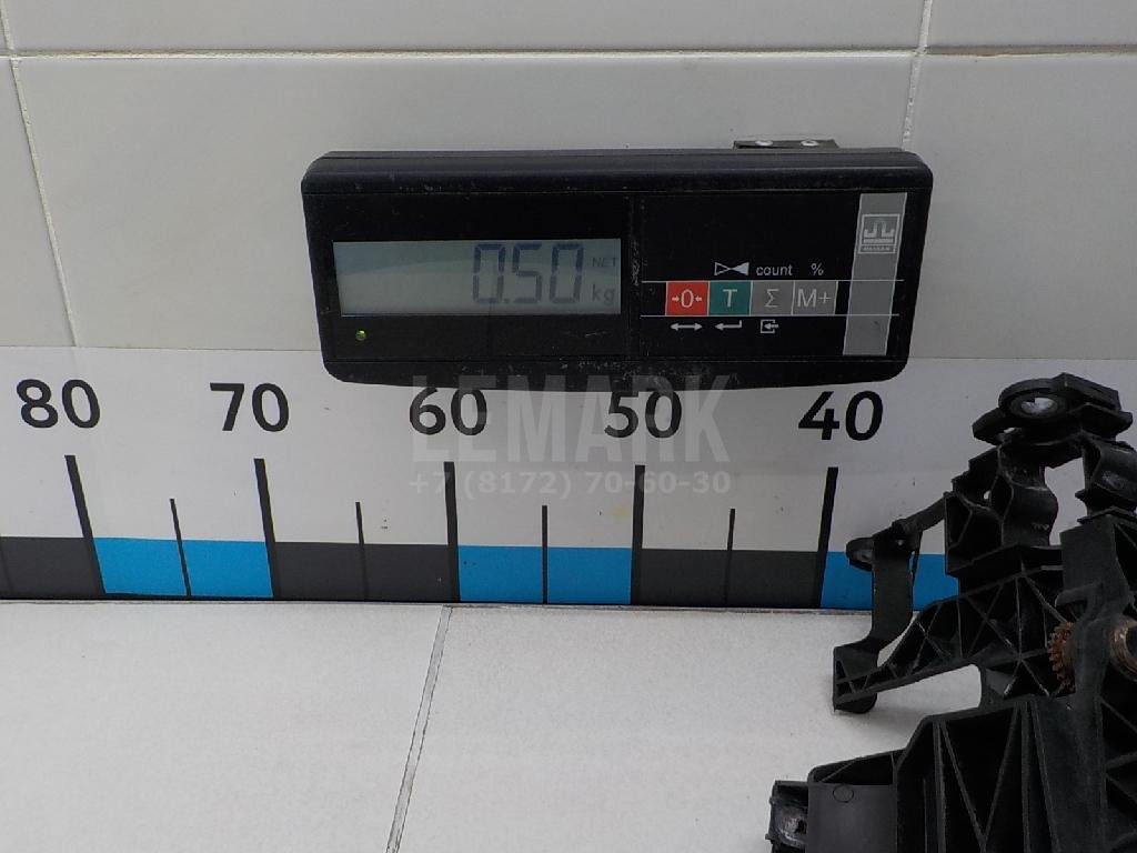 Кронштейн фар правый для  Audi 100 [C4] 1991-1994