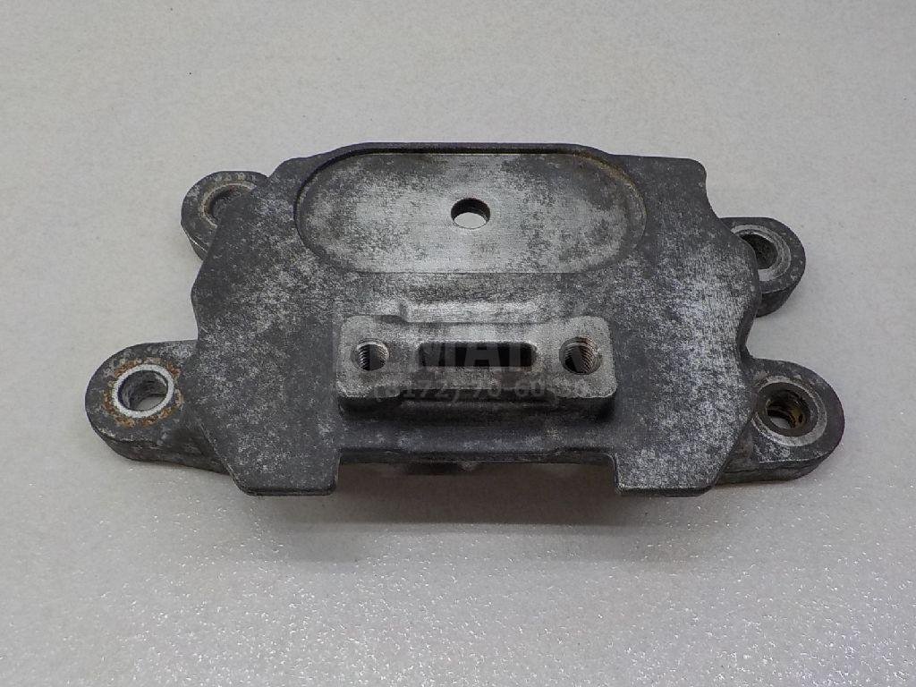 Кронштейн опоры КПП