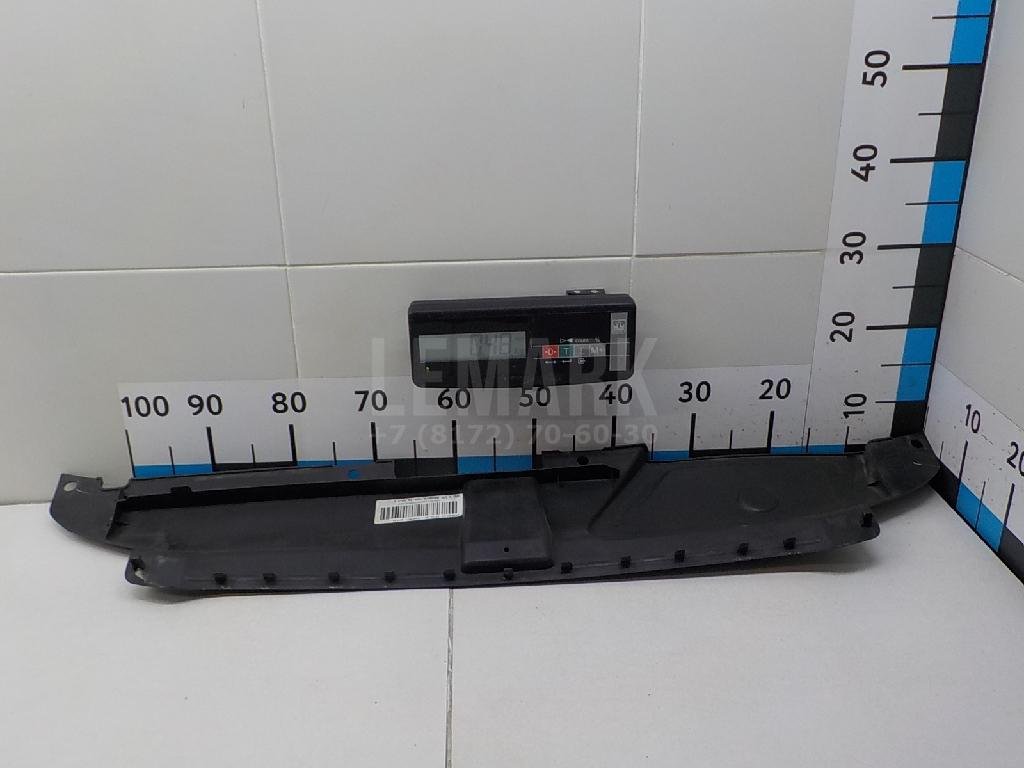 Кожух замка капота