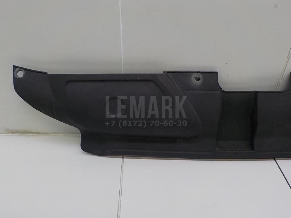 Кожух замка капота